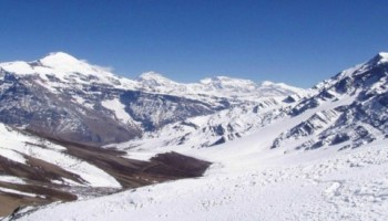 Pisang peak climbing – 18 Days