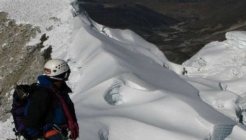 Island Peak Climbing with Everest Base Camp – 20 days