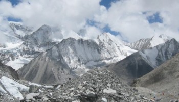 Makalu Base Camp Trek – 22 Days