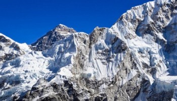 Kalapathar Trek – 16 Days