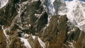 Lobuche Peak Climbing – 16 Days